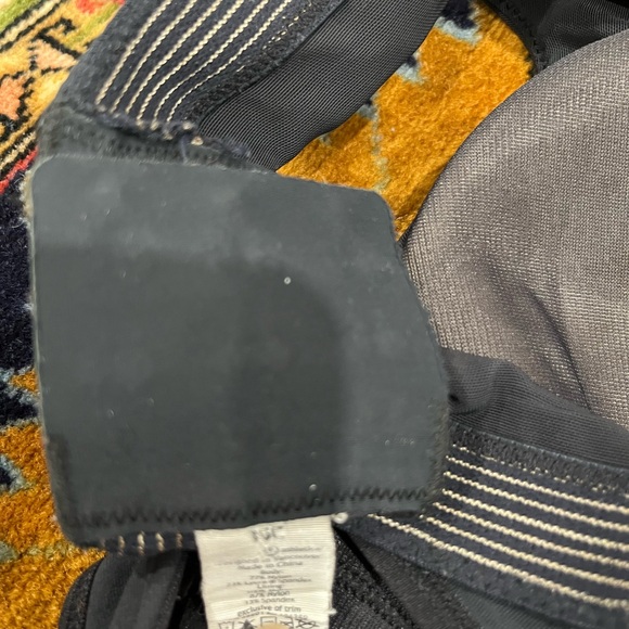 lululemon athletica Black Sports Bra
*sold locally - Picture 2 of 4